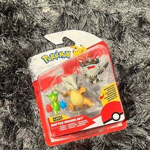 Pokémon Battle Figure 3-Pack Set - Roselia, Marowak & Perrserker